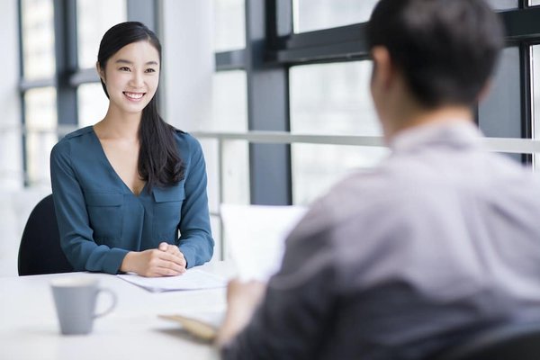 Recherche d'emploi : conseils et astuces pour peaufiner votre dossier de candidature